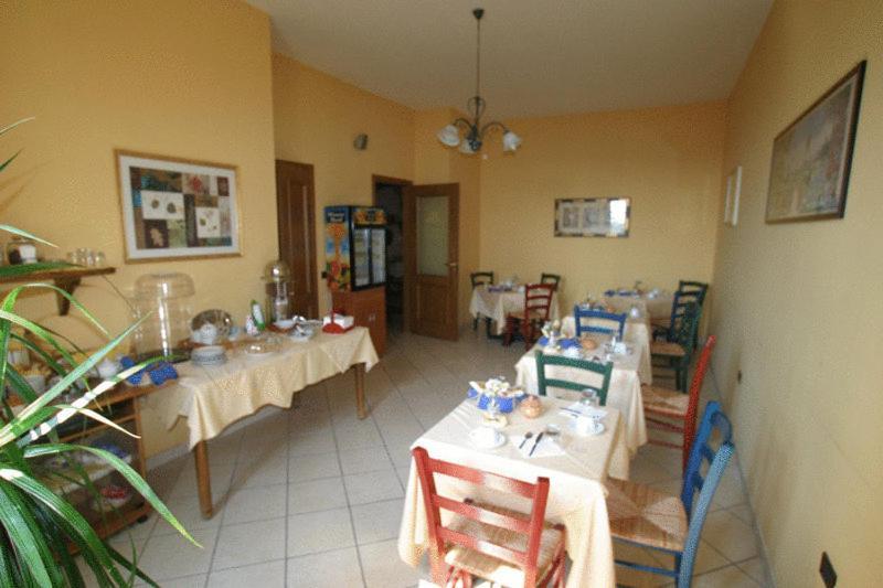 Tavernola - Locanda Di Campagna バッティパーリア エクステリア 写真