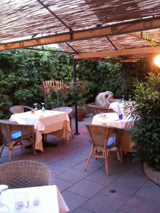 Tavernola - Locanda Di Campagna バッティパーリア エクステリア 写真
