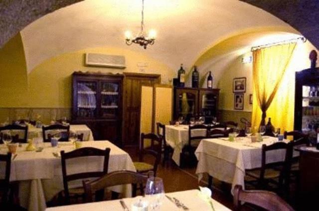 Tavernola - Locanda Di Campagna バッティパーリア エクステリア 写真